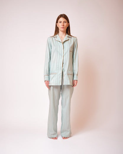 Stella La Splendida Camicia fit regular, lunghezza extra.